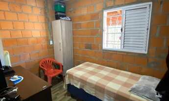 Imagem: Casa com 3 Dormitorio(s) localizado(a) no