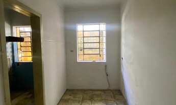 Imagem 5: PRÉDIO DE ALVENARIA - PAVIMENTO TÉRREO - NO CENTRO DA CIDADE