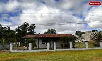 Imagem: Casa com 3 Dormitorio(s) localizado(a) no