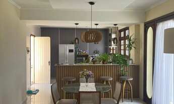 Imagem 3: CASA IMPECÁVEL de esquina no Centro