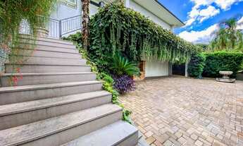 Imagem 1: CASA COM 4 SUÍTES