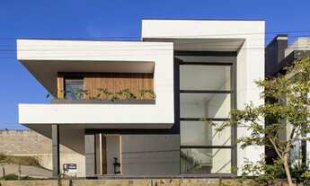 Imagem 2: CASA COM 05 SUÍTES