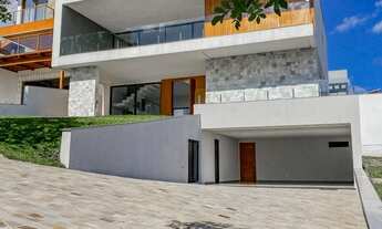 Imagem 2: CASA COM 04 SUÍTES