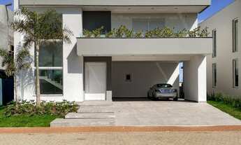 Imagem: CASA COM 4 SUÍTES