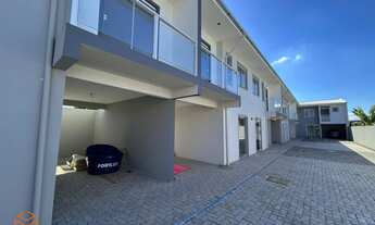 Imagem: Sobrado no Bairro Santa Cruz, próximo avenida