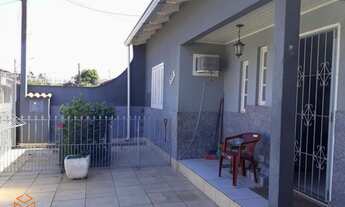 Imagem 2: Casa com 3 Dormitorio(s) localizado(a) no bairro Parque da Matriz em Cachoeirinha / Rio G