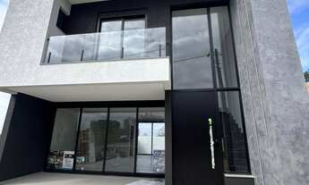 Imagem 1: Sobrado em condomínio fechado em ótima localização