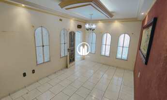 Imagem 2: Casa com 4 dormitórios - Vila Vianelo - Jundiaí/SP