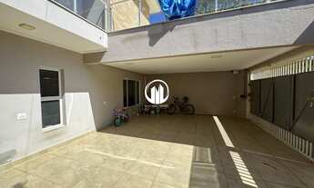 Imagem 2: Casa á venda com 3 suítes sendo 1 suite master com closet - Residencial Santa Giovana - Ju