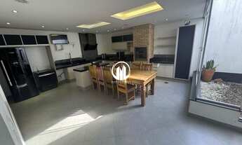 Imagem: Casa á venda com 4 suítes - Condomínio