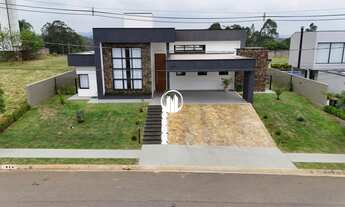 Imagem: Casa á venda com 3 dormitórios - Condomínio