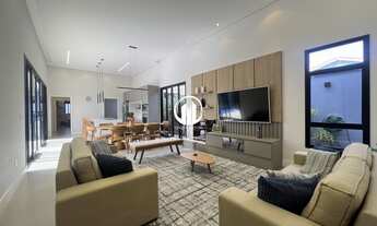 Imagem: Casa a venda com 4 dormitórios no Jardim