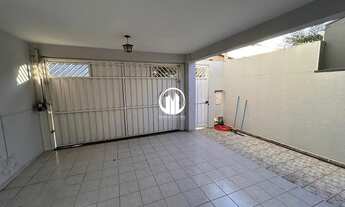 Imagem: Casa a venda com 3 dormitórios sendo 1