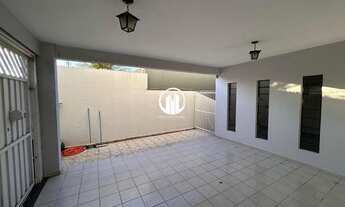 Imagem 2: Casa a venda com 3 dormitórios sendo 1 suíte, na Vila Galvão em Jundiaí-SP