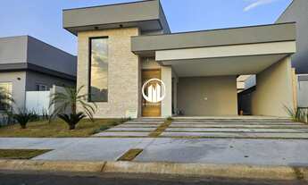 Imagem: Casa a venda com 3 dormitórios sendo 1