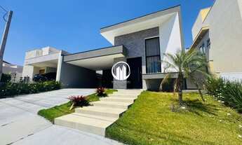 Imagem: Casa à venda com 3 suítes - Condomínio