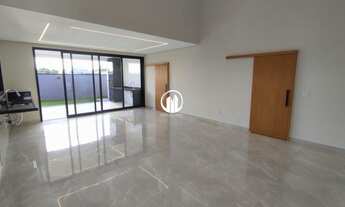 Imagem 5: Casa à venda com 3 dormitórios sendo 1 suíte - Condomínio Gran Ville São Venâncio - Jardim