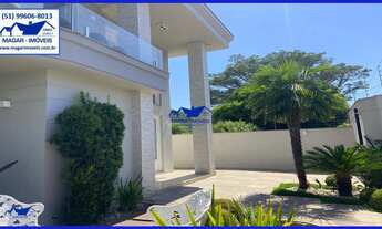 Imagem 6: Casa de Alto Padrão com 4 suítes, 348,79 m², Piscina, construído em terreno amplo com 435