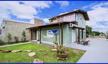 Imagem 1: Casa com 164,62 m² de área construído, parte superior com vista panorâmica, 2 quartos com