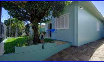 Imagem 4: Casa com 148 m², semimobiliado, com 3 dormitórios, 5 vagas sendo 2 cobertas, 2 banheiros