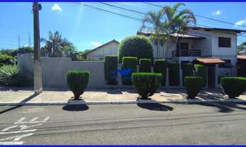 Imagem 4: Casa com 205,20 m², Alto Padrão, 3 quartos, 3 vagas cobertas, 2 sacadas, piscina, Bairro