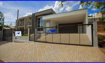 Imagem 1: Casa de alto padrão, plana com 134,00 metros quadrados de área construída com pé direito a