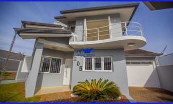 Imagem 6: Casa de alto padrão, com 157 metros quadrados de área construída, pé direito alto, 2 sacad