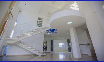 Imagem 7: Casa de alto padrão, com 157 metros quadrados de área construída, pé direito alto, 2 sacad