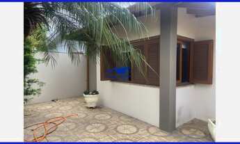 Imagem 6: Linda Casa Plana com 212,34 m² em excelente localização piscina, churrasqueira no Bairro F