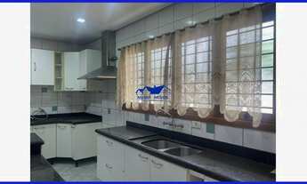 Imagem 7: Linda Casa Plana com 212,34 m² em excelente localização piscina, churrasqueira no Bairro F