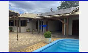 Imagem: Linda Casa Plana com 212,34 m² em excelente