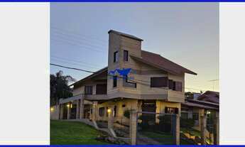 Imagem 2: Lindíssima casa mobiliada no bairro União, com 440 m², com 5 dormitórios sendo 2 suítes e