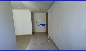 Imagem 5: Apartamento à venda no Blumen Residence, com 2 dormitórios, sacada, 1 vaga, na frente da E
