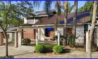 Imagem: Casa semi mobiliada com 182m² em bairro