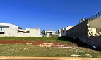 Imagem 2: Terreno Padrão Terreno / lote com venda por R$381.600