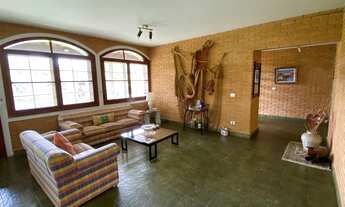 Imagem 6: Chácara Rural, 4 dormitórios, 2 suíte, 5 banheiro, 10 vagas na garagem, 387M² de Área Cons