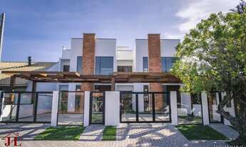 Imagem: Belíssimo sobrado no centro de Imbé