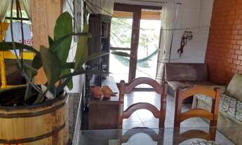 Imagem 4: Residência com três dormitórios no centro de Imbé!