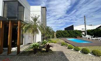 Imagem: Admirável casa em Condomínio Fechado