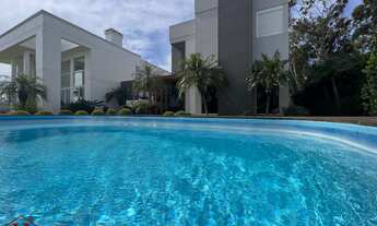 Imagem 2: Admirável casa em Condomínio Fechado