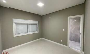 Imagem 5: Casa alto padrão no centro de Tramandaí