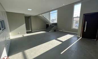 Imagem 3: Casa de alto padrão no centro de Tramamdaí