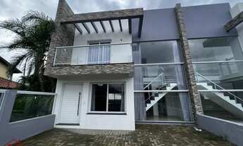 Imagem 2: Lindo sobrado no centro de Imbé