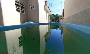 Imagem 3: Sobrado com três dormitórios no centro de Imbé