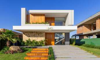 Imagem 3: Casa em Condomínio com 4 suítes em Torres/RS