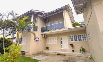 Imagem 2: Casa com 4 dormitórios em Sapucaia do Sul