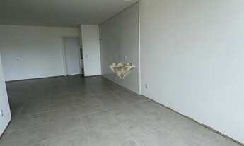 Imagem 2: Casa com porcelanato à venda no Centro de Capão da Canoa