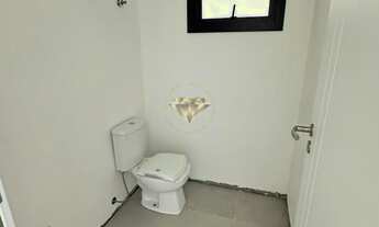 Imagem 3: Casa com porcelanato à venda no Centro de Capão da Canoa