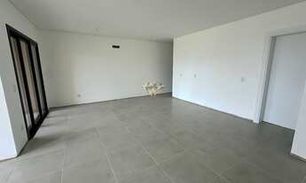 Imagem 4: Casa com porcelanato à venda no Centro de Capão da Canoa