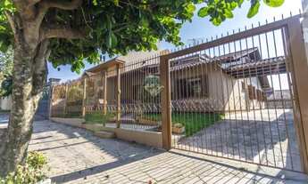 Imagem 2: Casa à venda no Morro do Espelho, São Leopoldo - confira!